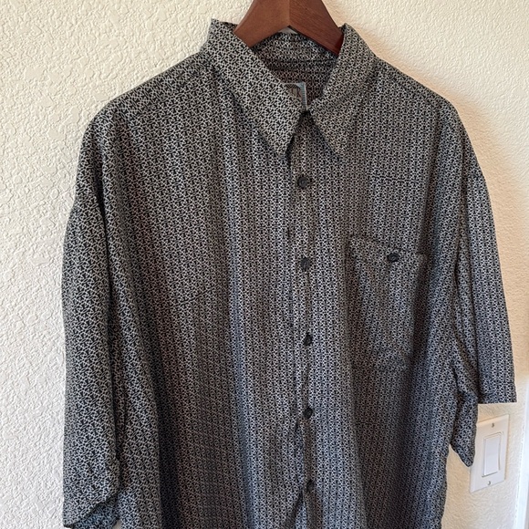 NWOT 100% Silk print short sleeve shirt, Silk Uomo by Nak, size XL - Picture 4 of 13